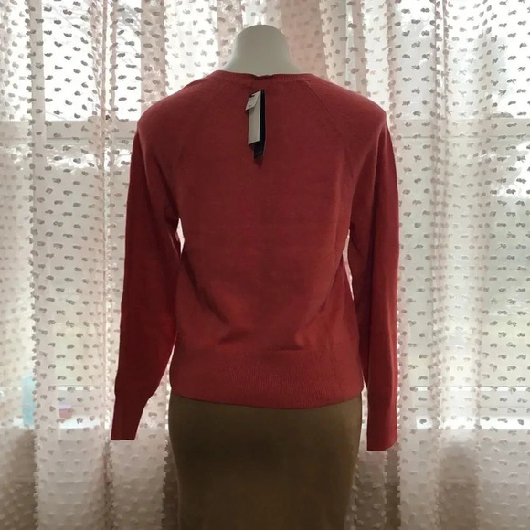 Banana Republic Raglan Henley Sweater - Picture 7 of 13